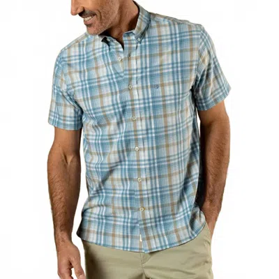 Duck Head Performance Poplin Short Sleeve Shirt In Sky Blue