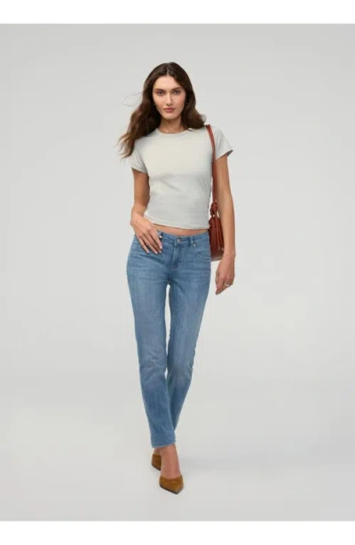 Duer Performance Denim Girlfriend In Blue