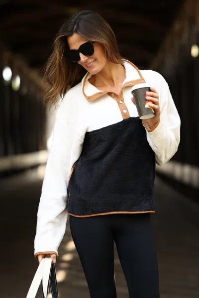Duffield Lane Hart Quarter Snap In Cream, Black And Brown