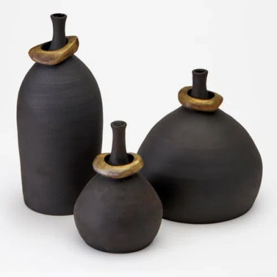 Dumae Mona Vessels In Black