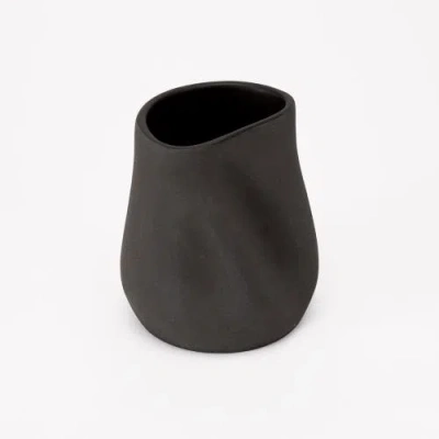 Dumae Sabine Vase In Black