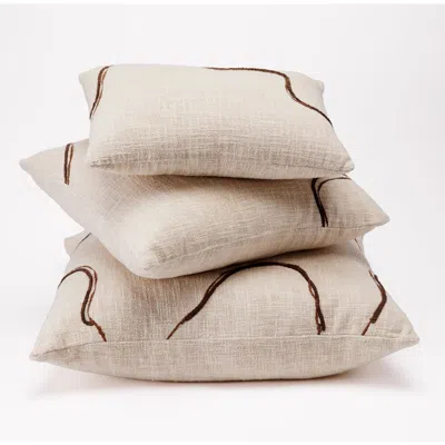 Dumae Signature Pillows In Brown