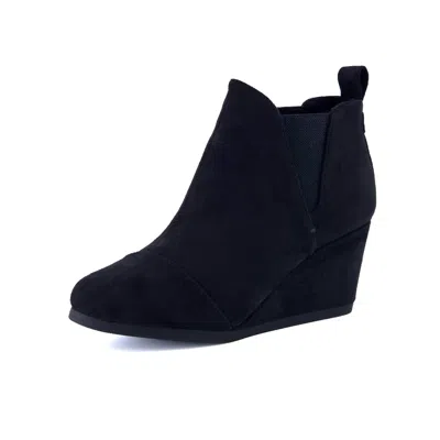 Dunes Women's Zoey Wedge Bootie In Black