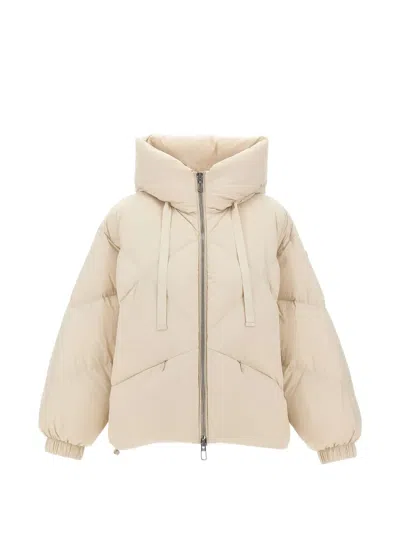 Duno Diamond-quilted Peggie Coat In 뉴트럴