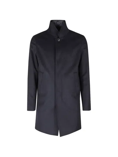 Duno Fondo High-neck Coat In Black