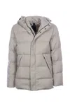 Duno Jackets In White