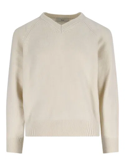 Dunst V-neck Wool Sweater In White