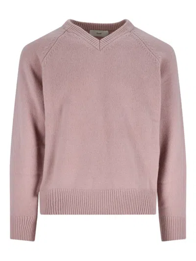 DUNST V-NECK WOOL SWEATER