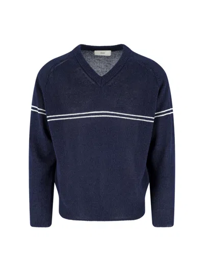 Dunst V-neck Sweater In Blue