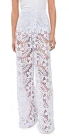 Dur Doux Cruz Pants White Floral In White Floral
