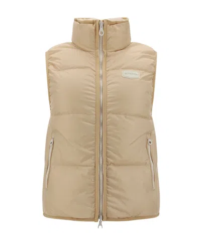 Duvetica Grumium Down Vest In Nude