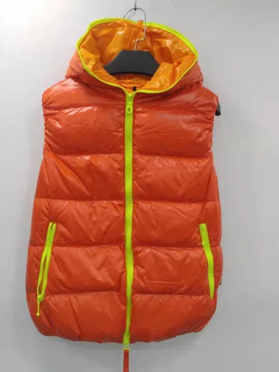 Duvetica Hooded Quilted Down Vest In Red