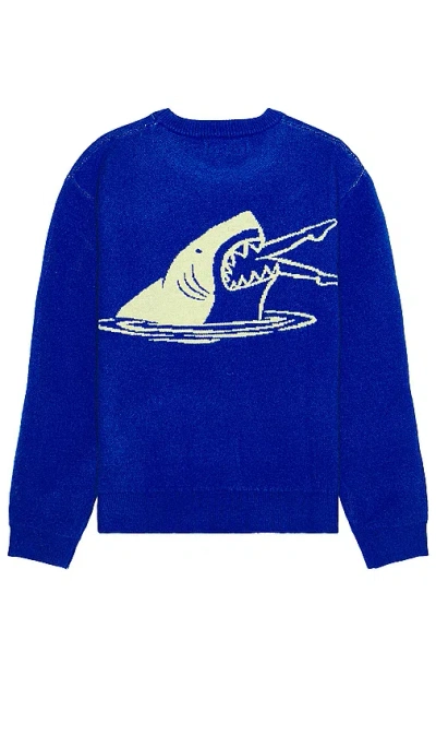 Duvin Design Shark Bite Crew Knit Sweater In 蓝色