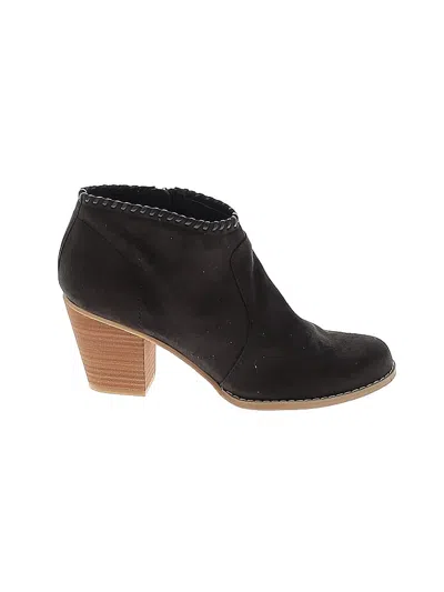 Pre-owned Dv8 By Dolce Vita Ankle Boots In Black