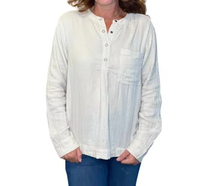 Dylan Kenzie Top With Snap Placket In Beach In White