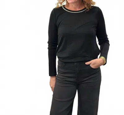 Dylan Long Sleeve Harlow Crewneck Top In Black