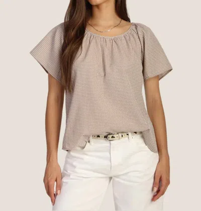 Dylan Parker Raglan Top In Sandy Brown In White
