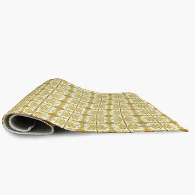 E By Design Machine Woven Chenille Indoor / Outdoor Area Rug In Yellow