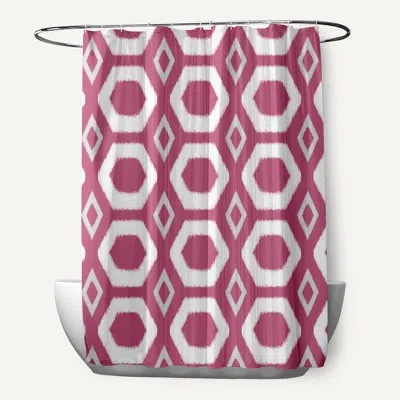 E By Design More Hugs And Kisses Geometric Print Single Shower Curtain In Pink Cheeks