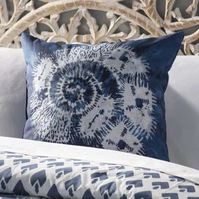 E By Design Outdoor Square Pillow Cover & Insert In Blue