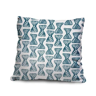 E By Design Outdoor Square Pillow Cover & Insert In Teal