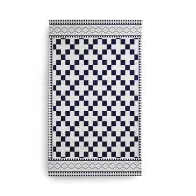 E By Design Rectangle 1'6" X 2'6" Area Rug In Blue