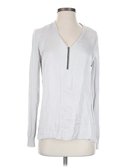 Pre-owned E3 By Etcetera Long Sleeve Top Silver V-neck Tops