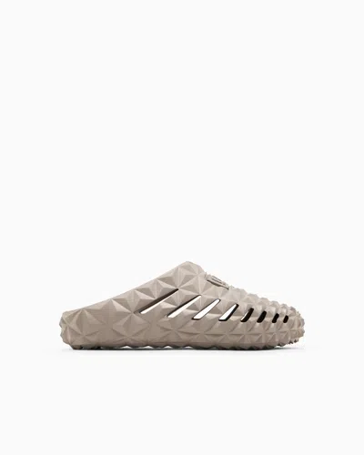 Ea7 Sliders With A Three-dimensional Geometric Motif In Beige