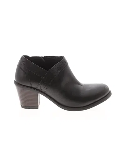 Pre-owned Earth Ankle Boots In Black
