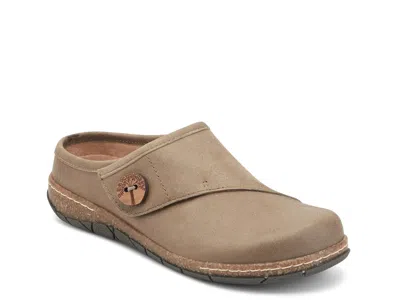 Earth Ezra Clog In Brown