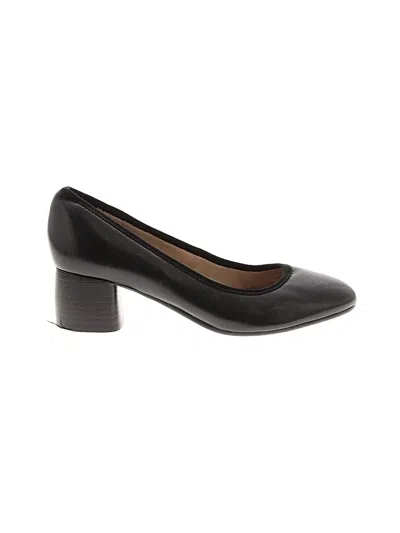 Pre-owned Earth Heels In Black