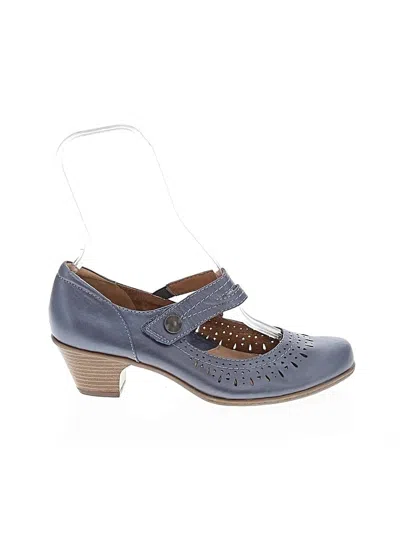 Pre-owned Earth Heels In Blue