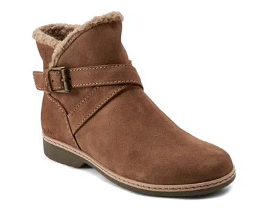 Earth Hutton Bootie In Brown