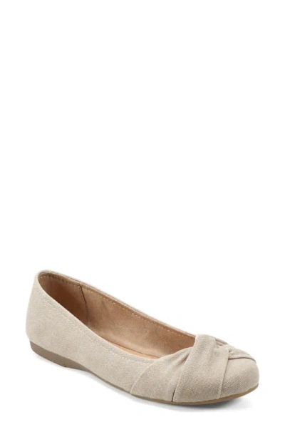 Earth Jacci Ballet Flat In Light Natural