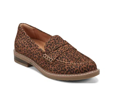 Earth Javas Penny Loafer In Brown