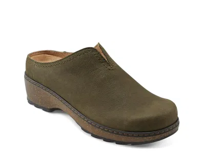 Earth Kolia Clog In Animal Print