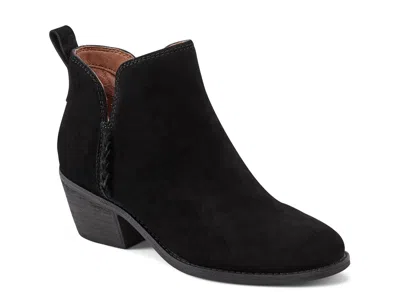 Earth Marisole Bootie In Black