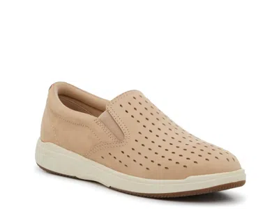 Earth Nel Slipon Sneaker In Brown