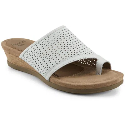 Earth Origins Pearl Womens Suede Toe Loop Wedge Sandals In White