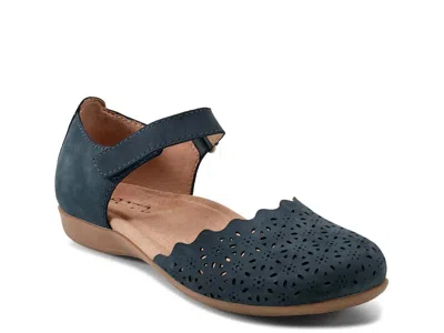 Earth Origins Wide Width Brynn Sandal In Blue