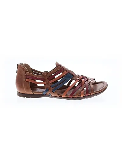 Pre-owned Earth Sandals In Brown