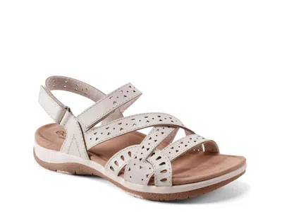 Earth Seravi Sandal In White