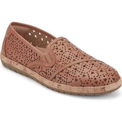 EARTH EARTH® TOMLYN PERFORATED LOAFER