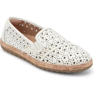 EARTH EARTH® TOMLYN PERFORATED LOAFER