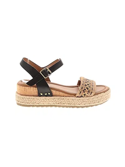 Pre-owned Earth Wedges In Brown