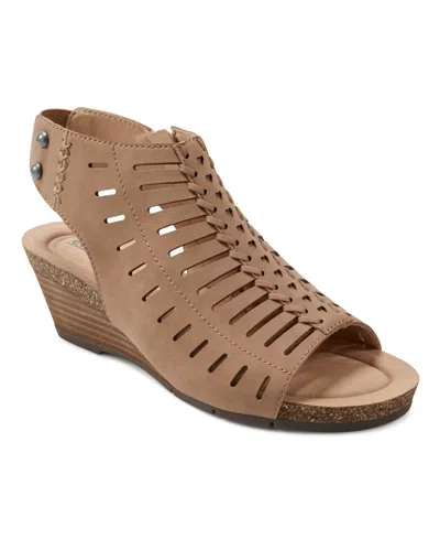 Earth Hana Womens Faux Leather Laser Cut Wedge Sandals In Medium Brown