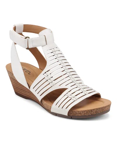 Earth Women's Helodie Fisherman Round Toe Wedge Sandals In White