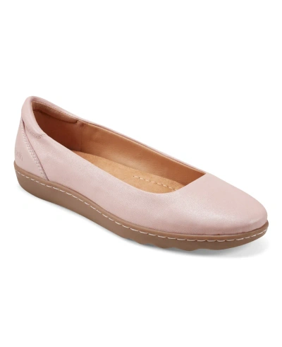 Earth Women's Landen Slip-on Round Toe Casual Ballet Flats In Light Pink Leather