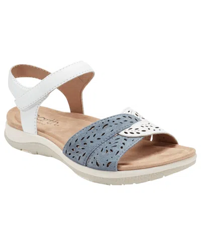 Earth Women's Sylo Perforated Flat Sandals