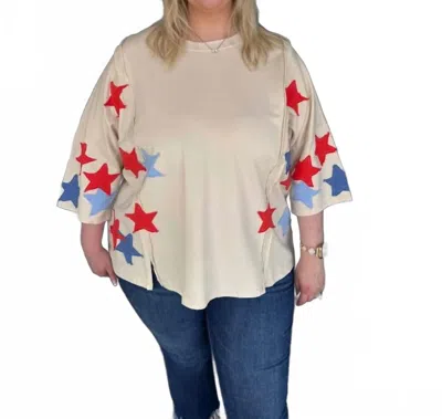 Easel 3/4 Sleeve Crew Neck Star Patch Top In Natural In Gray